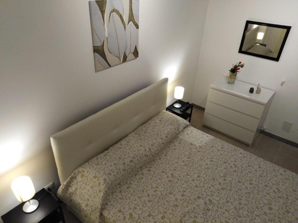 Cataldi'S Rooms Noto Exterior foto